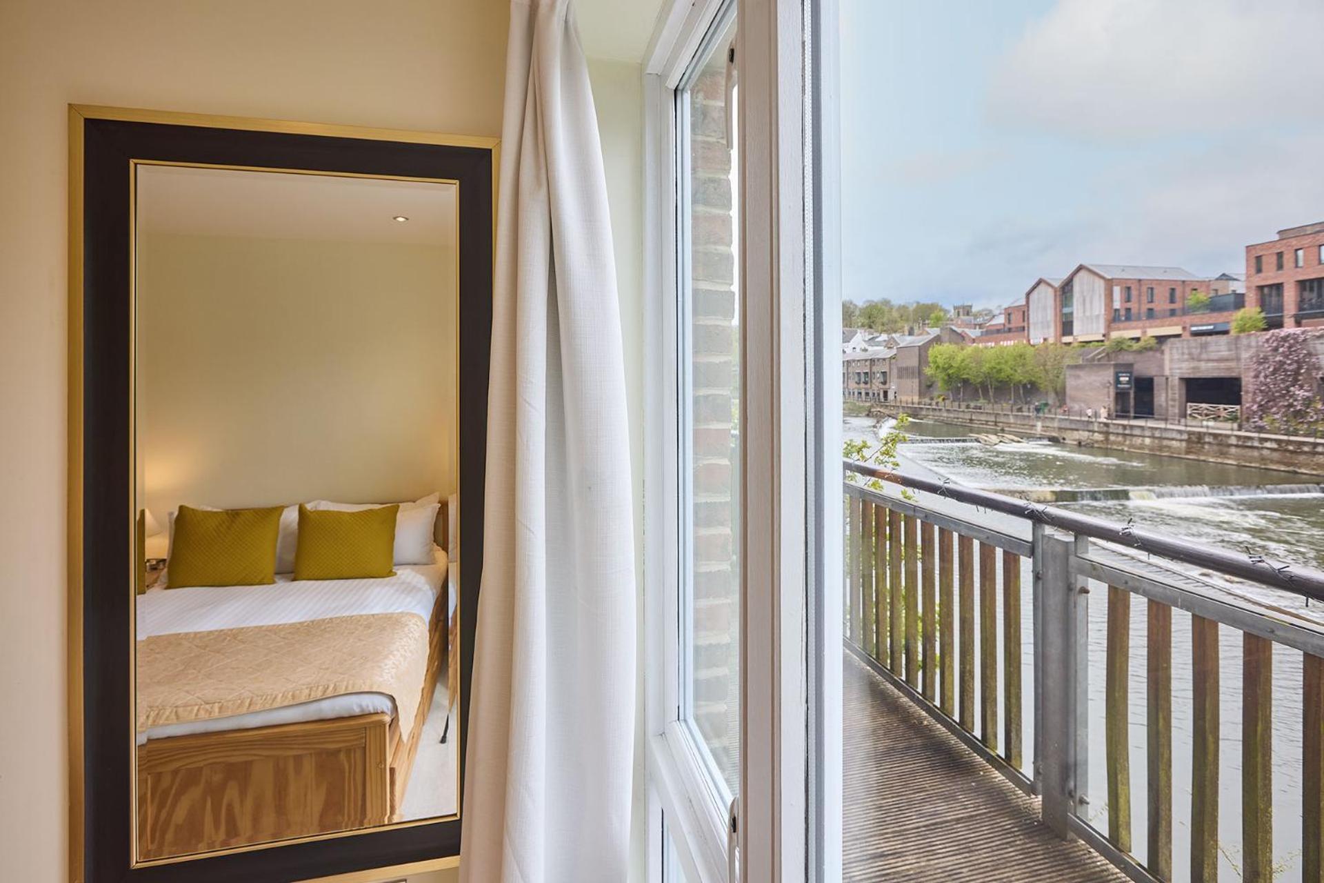 Host & Stay - Waterside Durham Eksteriør bilde