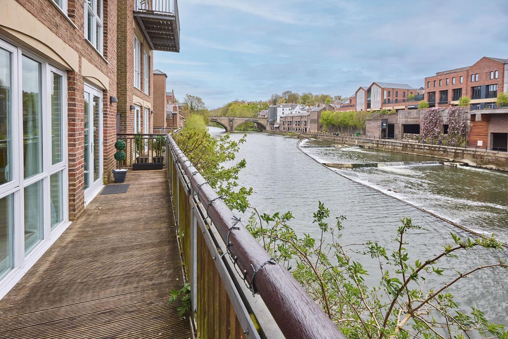 Host & Stay - Waterside Durham Eksteriør bilde